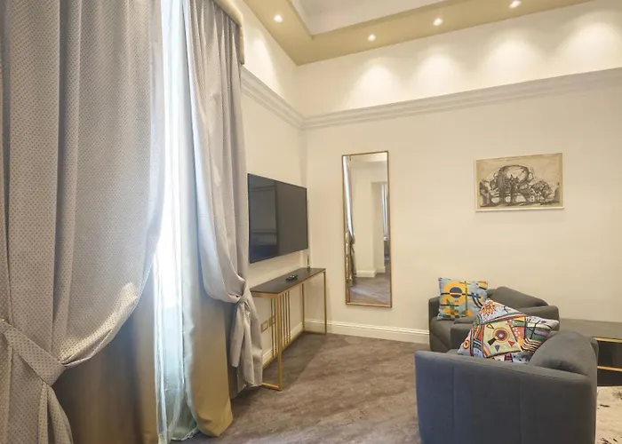 Antiqua Domus 4*